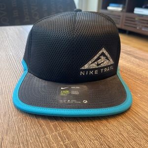 Nike Trail Hat NEW